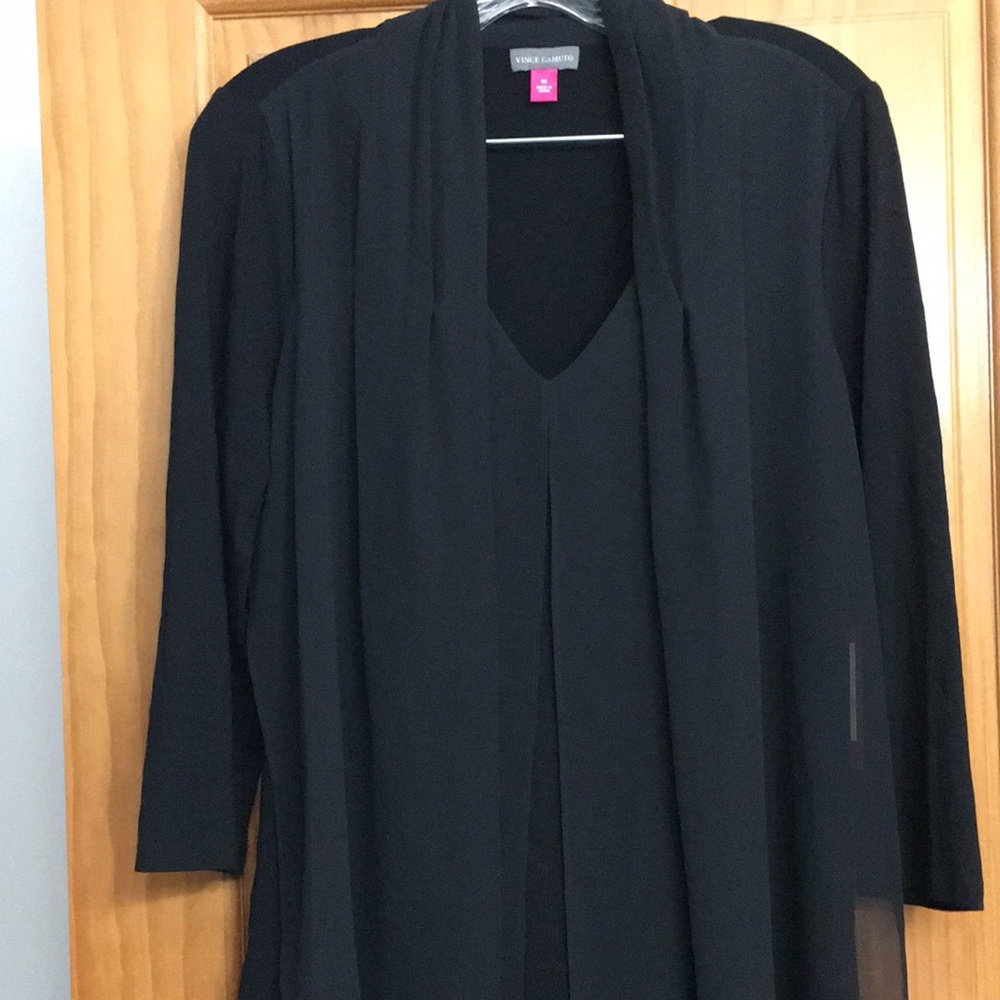 Vince Camuto NWT dressy black top M